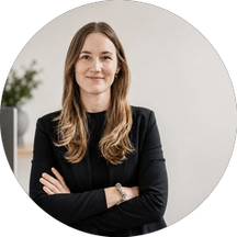 Julia, Ansprechpartnerin bei GAR Handels GmbH